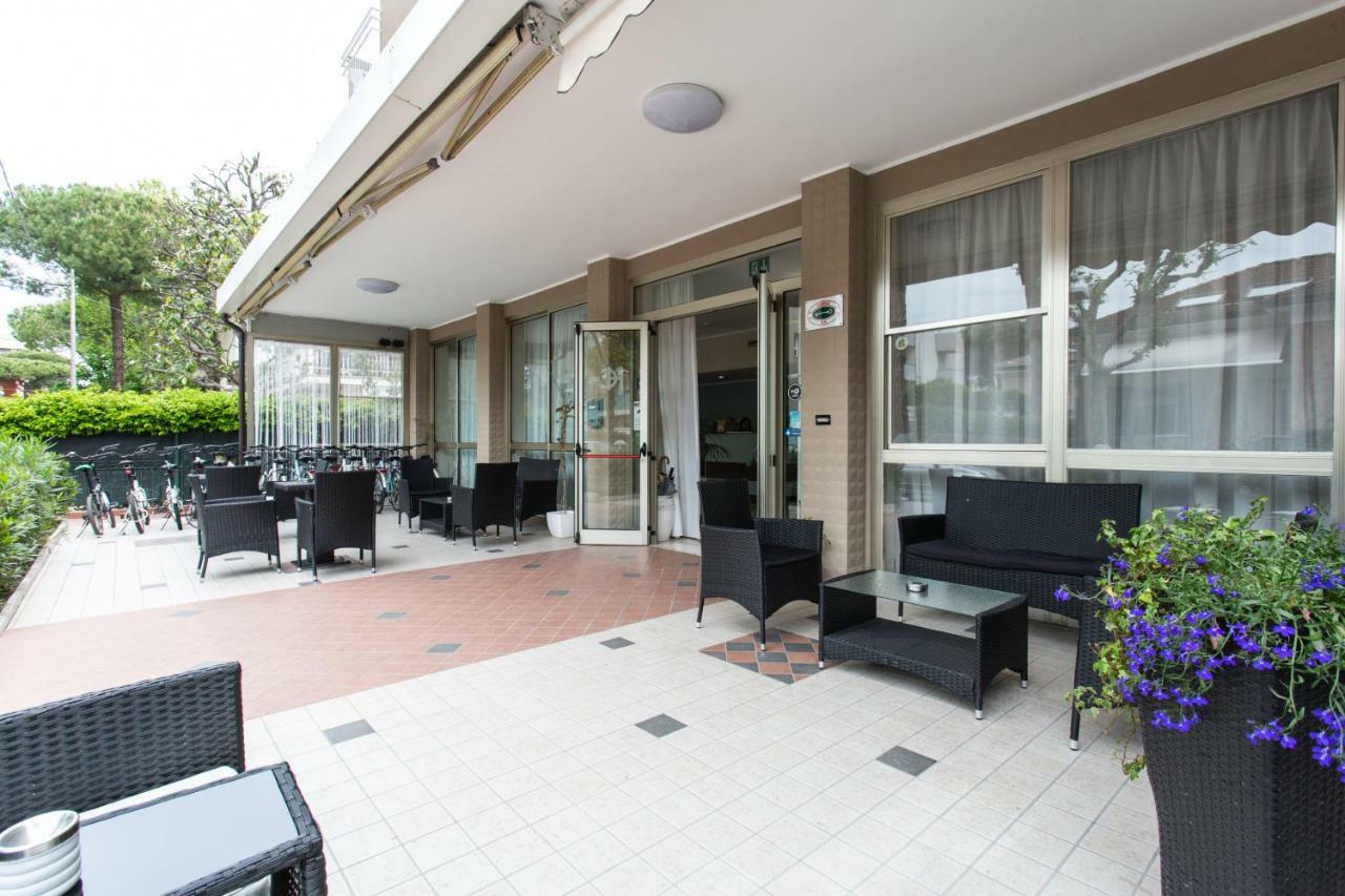 Hotel Cimarosa 里乔内 外观 照片